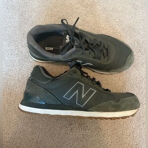 New Balance Men's 515 V1 Sneaker Army Green